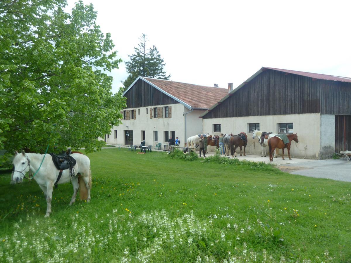 Auberge Le Sillet Longcochon Esterno foto